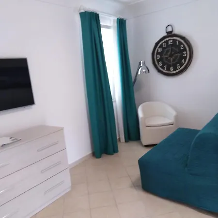 Luxury Living 3*