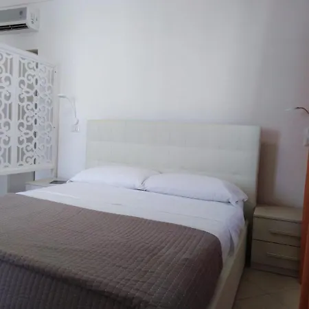Luxury Living 3* Capri