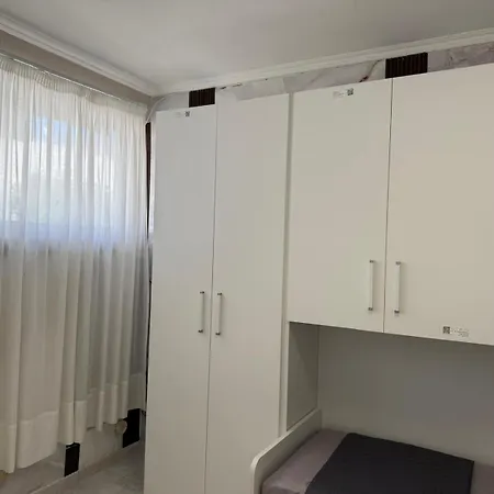 住宿加早餐酒店 Luxury Living 4*