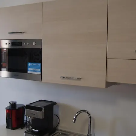 לינה וארוחת בוקר Luxury Living קאפרי