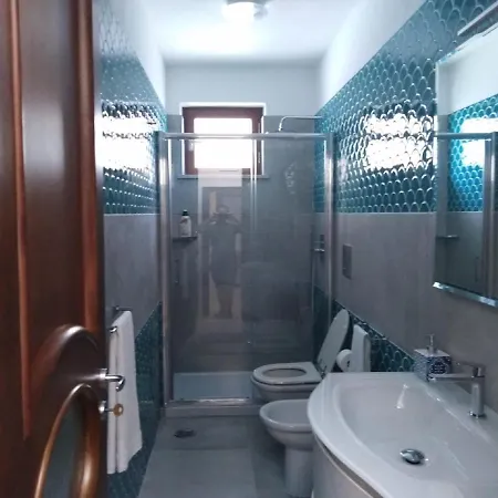 לינה וארוחת בוקר Luxury Living קאפרי